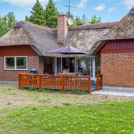 Menard - 1-2km From The Sea By Interhome Hébergement de vacances Vesterhede