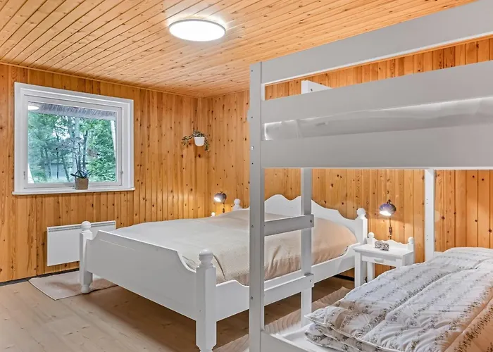 Menard - 1-2km From The Sea By Interhome *